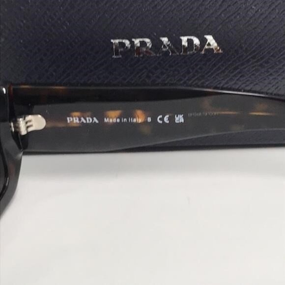 New Authentic Prada PR06YS Brown Sunglasses – Bold Luxury with UV Protection - Picture 4 of 13